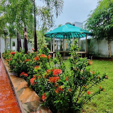 Villa Home Stay Pondicherry Exteriör bild
